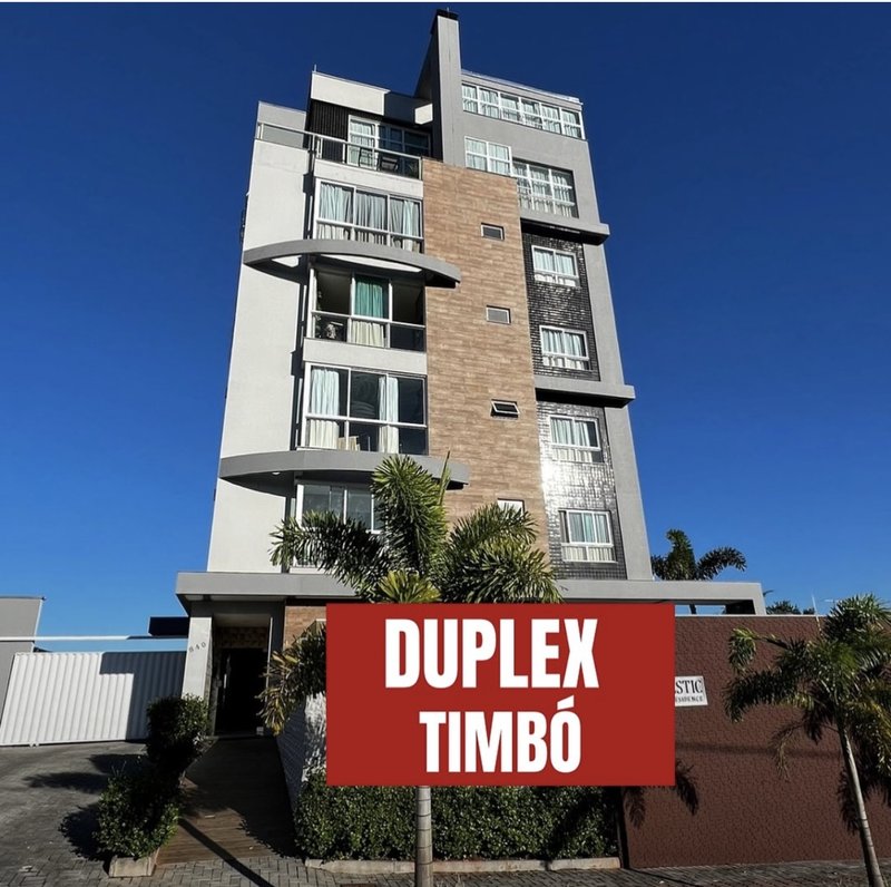 Duplex em Timbó Com Móveis Sob Medida, 3 Dormitórios sendo 1 Suíte, 2 Vagas de Garagem! - Timbó - 