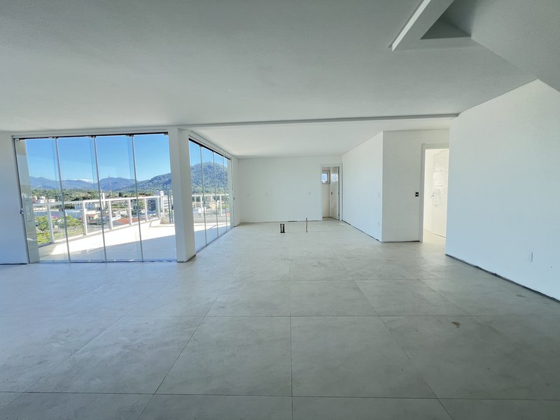Cobertura Duplex em Timbó, 3 Suítes, 2 Vagas de Garagem, Centro!  Timbó - 