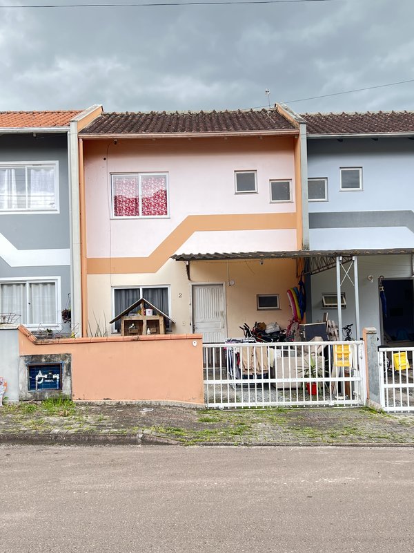 Sobrado em Timbó com 2 Dormitórios, Bairro das Nações!  Timbó - 