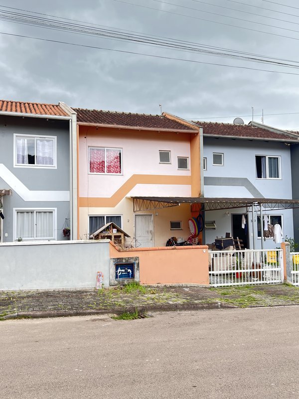 Sobrado em Timbó com 2 Dormitórios, Bairro das Nações!  Timbó - 