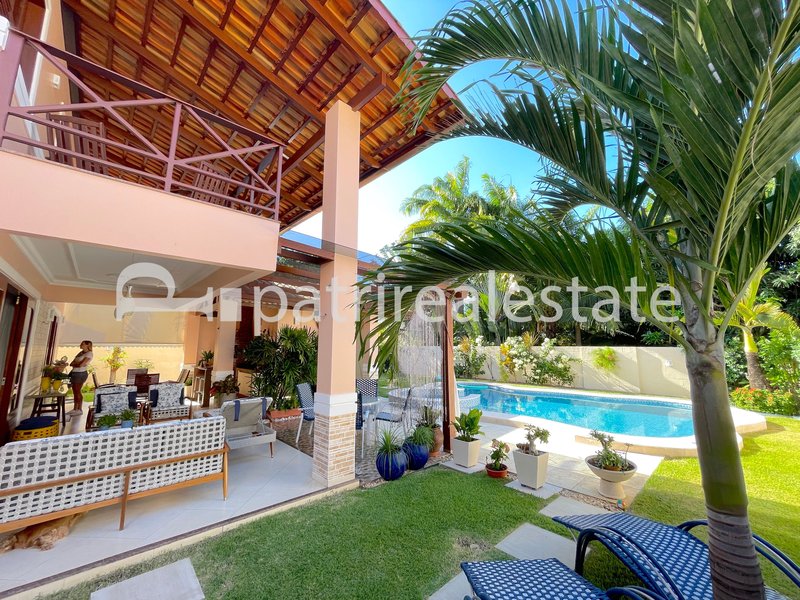 Casa 362 m² Terreno de 575 m² Condomínio Quintas do Lago 5 Suites 6 wc 2 vagas Eusebio CE Avenida José Morais de Almeida Eusébio - 