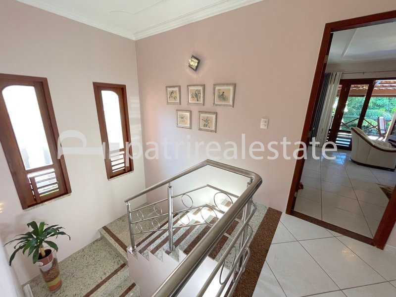 Casa 362 m² Terreno de 575 m² Condomínio Quintas do Lago 5 Suites 6 wc 2 vagas Eusebio CE Avenida José Morais de Almeida Eusébio - 