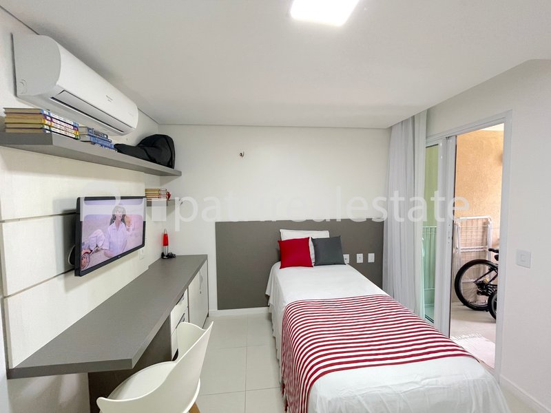 Apartamento 115 m² mobiliado no Golf Ville 3 Suítes 4 Banheiros 2 vagas Porto das Dunas CE Av. Oceano Indico Aquiraz - 