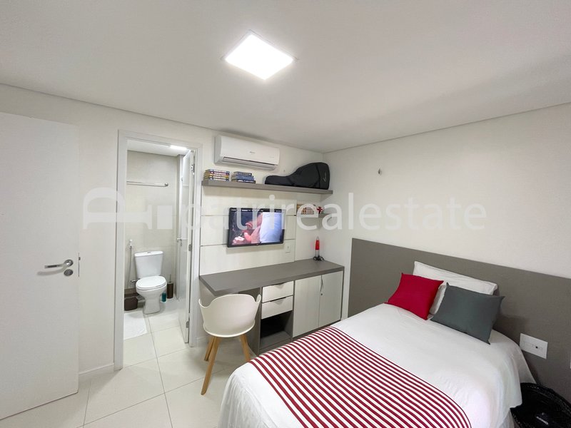 Apartamento 115 m² mobiliado no Golf Ville 3 Suítes 4 Banheiros 2 vagas Porto das Dunas CE Av. Oceano Indico Aquiraz - 