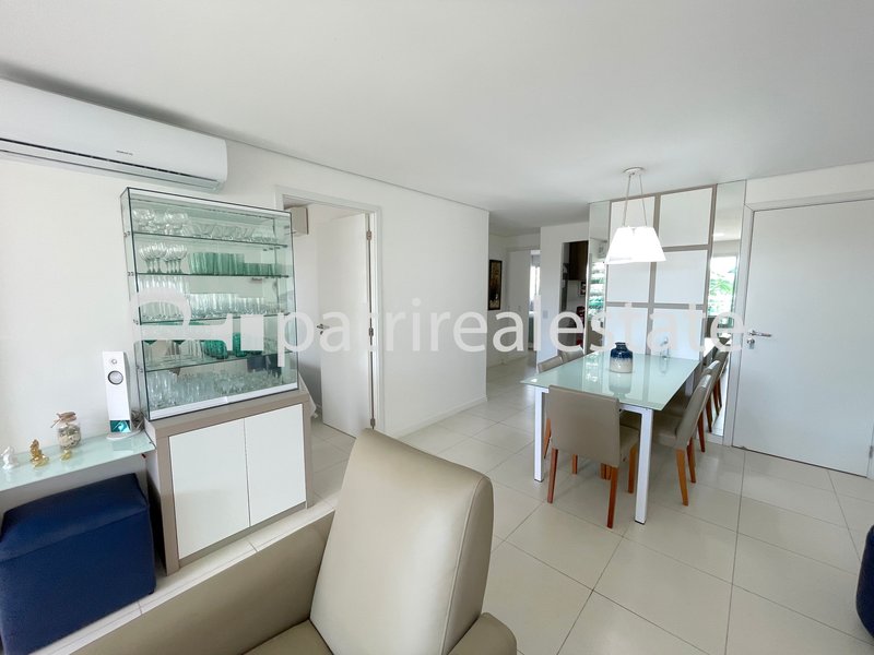Apartamento 115 m² mobiliado no Golf Ville 3 Suítes 4 Banheiros 2 vagas Porto das Dunas CE Av. Oceano Indico Aquiraz - 