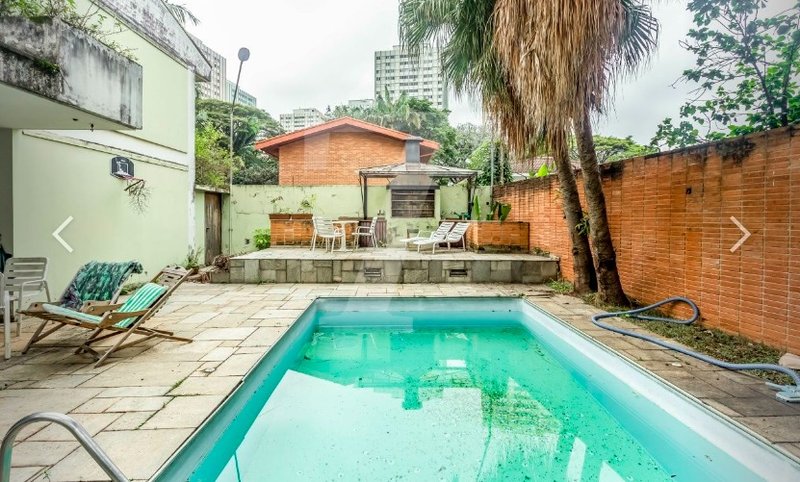 Casa á venda 4 Quartos , Boaçava, São Paulo - R$ 3.2 mi Rua Baiás São Paulo - 