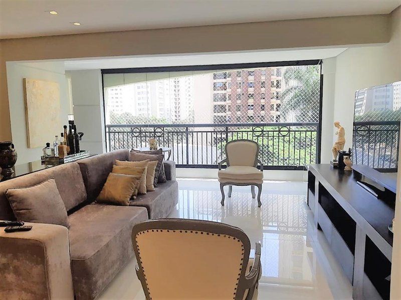 Apartamento á  venda 1 Quarto, Moema, São Paulo - R$ 2.65 m Avenida Macuco São Paulo - 