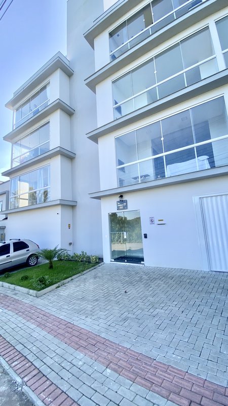 APARTAMENTO MOBILIADO DE 1 SUÍTE MAIS 2 DORMITÓRIOS NO BRUSCHAL  Brusque - 