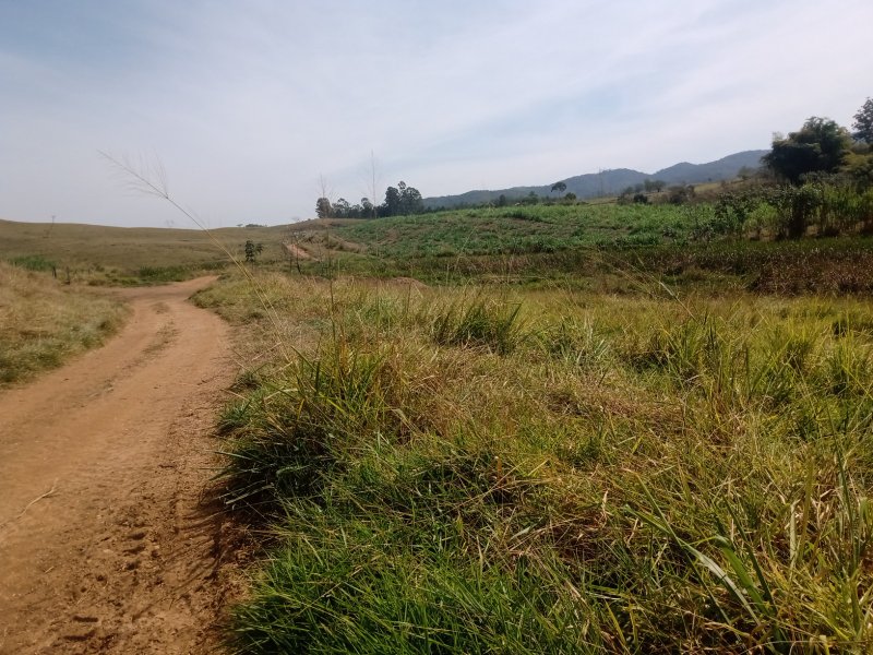 FAZENDA COM 106 ALQUEIRES EM SÃO JOSÉ DOS CAMPOS/SÃO PAULO - São José dos Campos - 