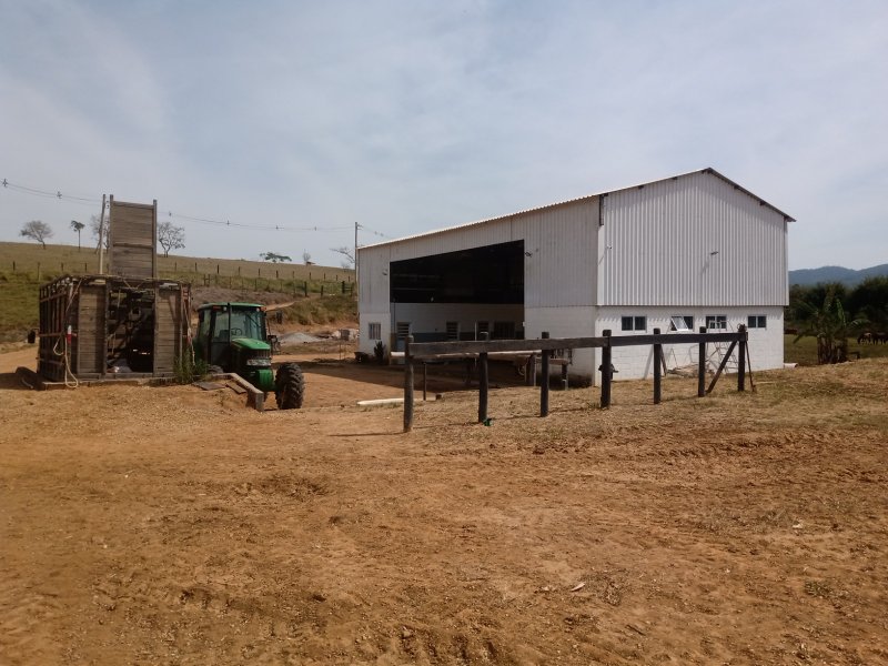 FAZENDA COM 106 ALQUEIRES EM SÃO JOSÉ DOS CAMPOS/SÃO PAULO - São José dos Campos - 
