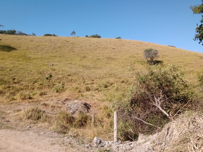 ÁREA RURAL DE 37 ALQUEIRES EM PARAIBUNA/SÃO PAULO - Paraibuna - 