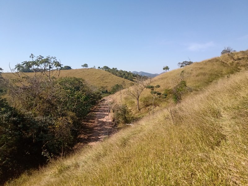 ÁREA RURAL DE 37 ALQUEIRES EM PARAIBUNA/SÃO PAULO - Paraibuna - 