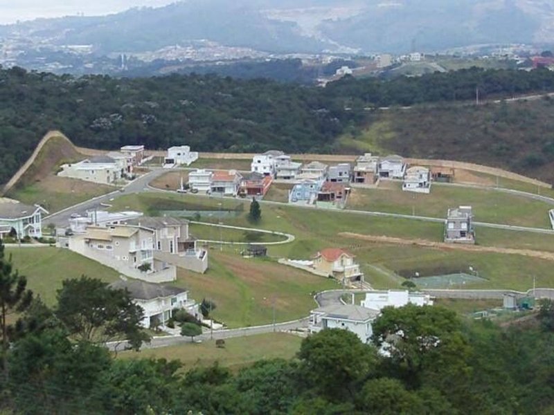 Trata - se de uma Casa no Residencial Valville 1 com 336m² com 3 Suítes e 4 vagas a vend  Santana de Parnaíba - 