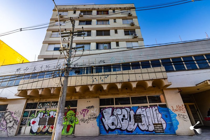 Apartamento Edifício Clemenciano Barnasque Apto 502 2 dormitórios 70m² Bento Gonçalves Porto Alegre - 