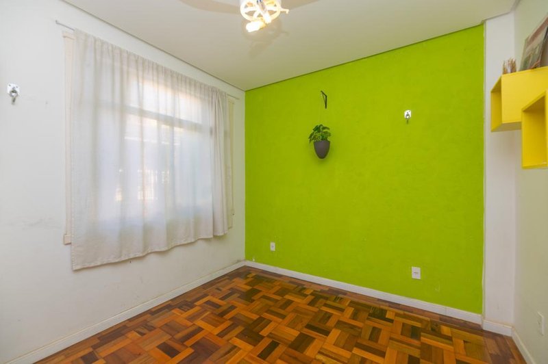 Apartamento CBLES 529 Apto 16 2 dormitórios 64m² Lima e Silva Porto Alegre - 