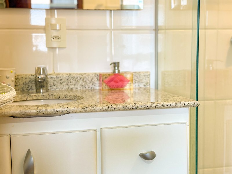 Casa em Condomínio com 2 suítes na Praia de Juquehy - LOCAÇÃO DIÁRIA, ANUAL E VENDA  São Sebastião - 