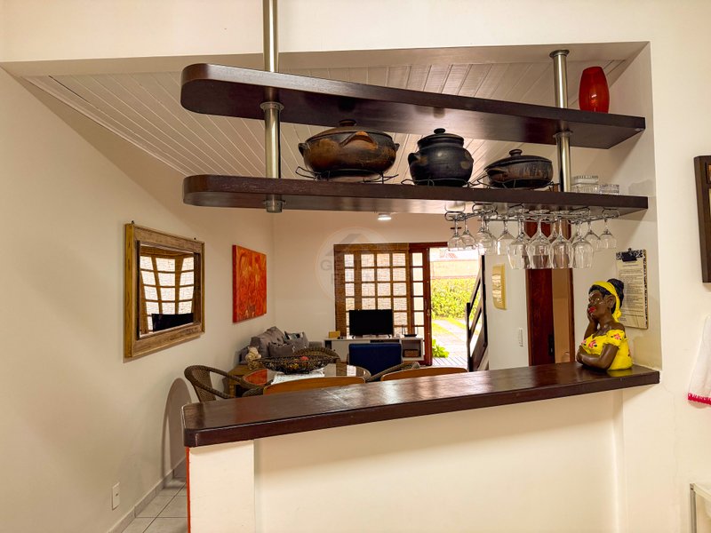 Casa em Condomínio com 2 suítes na Praia de Juquehy - LOCAÇÃO DIÁRIA, ANUAL E VENDA  São Sebastião - 