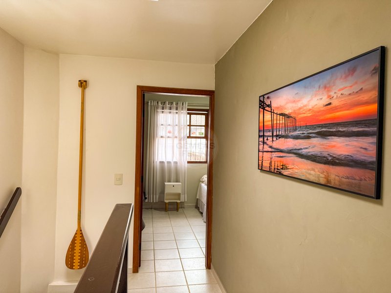 Casa em Condomínio com 2 suítes na Praia de Juquehy - LOCAÇÃO DIÁRIA, ANUAL E VENDA  São Sebastião - 