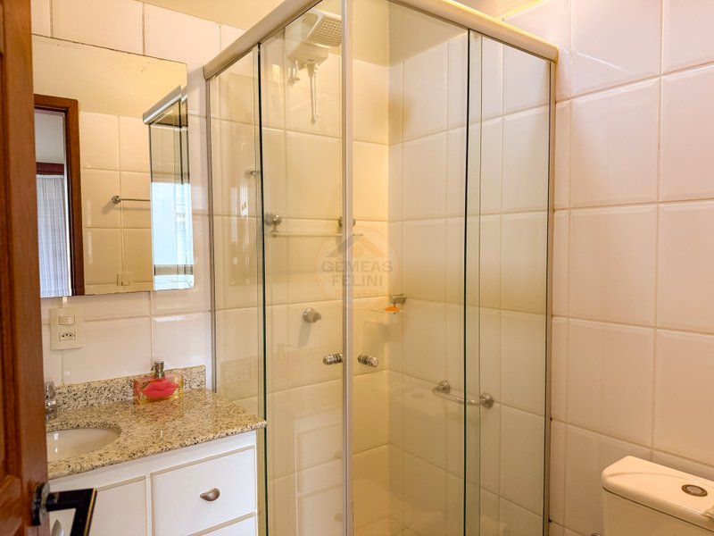 Casa em Condomínio com 2 suítes na Praia de Juquehy - LOCAÇÃO DIÁRIA, ANUAL E VENDA  São Sebastião - 