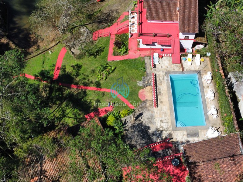 Propriedade Exclusiva por R$6.500.000 na Serra de Teresópolis com casa de campo inglesa Estrada do Paraíso Guapimirim - 