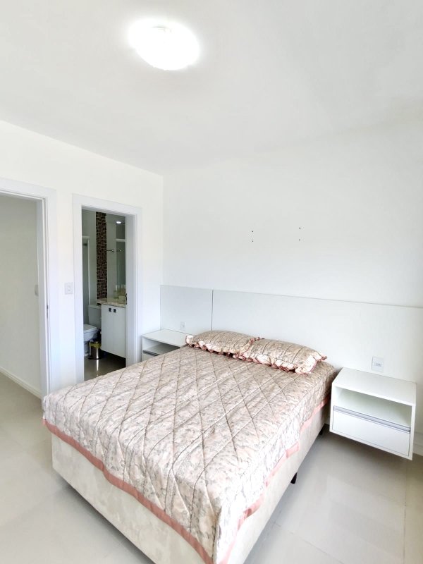 SOBRADO EM CONDOMÍNIO - 85M2 - 2 DORM - 2 SUÍTES - 1 VAGA Rua da Tulipa  Capão da Canoa - 