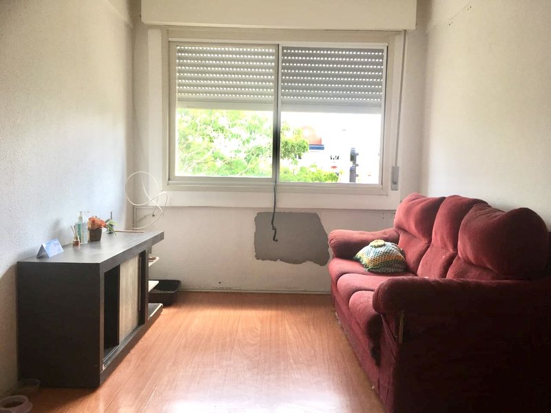 R$ 215.000 - OPORTUNIDADE - APARTAMENTO - 55M2 - 2 DORMITÓRIOS - ANDAR ALTO Rua Albion Porto Alegre - 