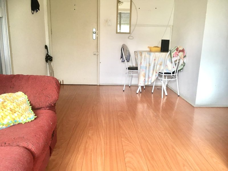 R$ 215.000 - OPORTUNIDADE - APARTAMENTO - 55M2 - 2 DORMITÓRIOS - ANDAR ALTO Rua Albion Porto Alegre - 