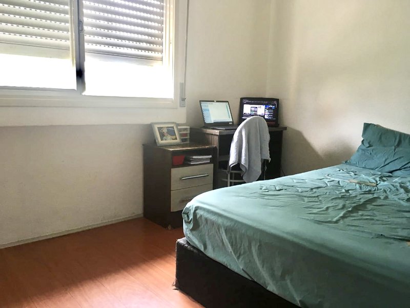 R$ 215.000 - OPORTUNIDADE - APARTAMENTO - 55M2 - 2 DORMITÓRIOS - ANDAR ALTO Rua Albion Porto Alegre - 