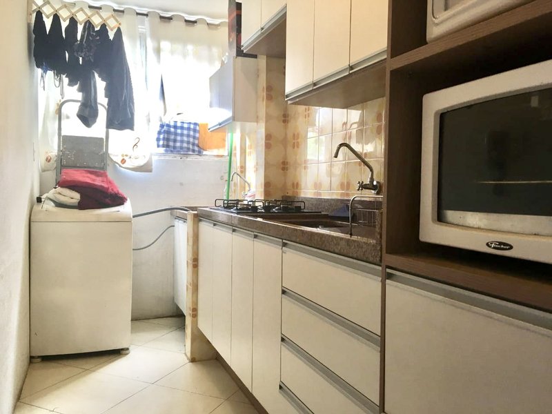 R$ 215.000 - OPORTUNIDADE - APARTAMENTO - 55M2 - 2 DORMITÓRIOS - ANDAR ALTO Rua Albion Porto Alegre - 