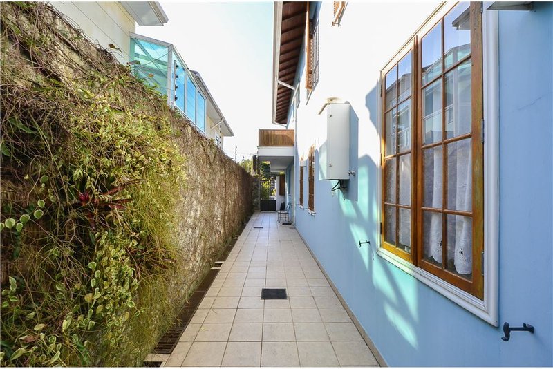 Casa no Butantã com 4 suítes 312m² Professor Guilherme Milward São Paulo - 