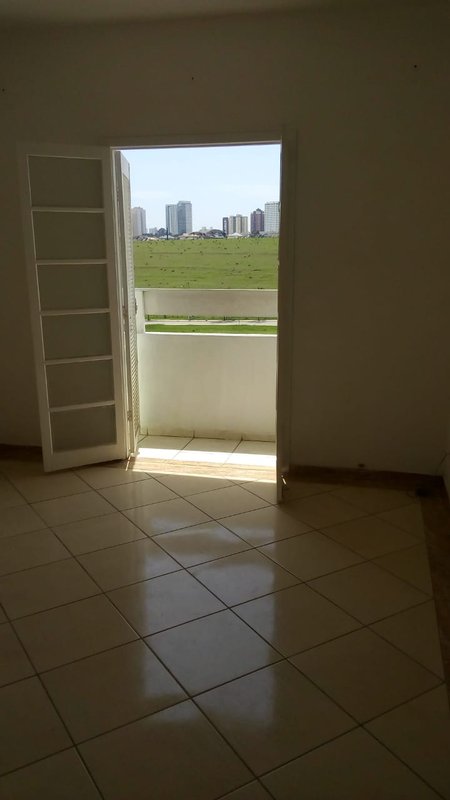 SOBRADO NO JARDIM DAS INDUSTRIAS EM SÃO JOSÉ DOS CAMPOS/SÃO PAULO - São José dos Campos - 