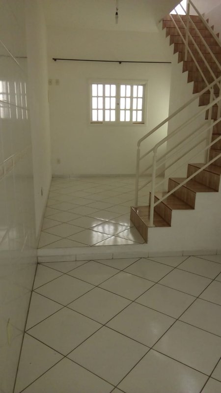 SOBRADO NO JARDIM DAS INDUSTRIAS EM SÃO JOSÉ DOS CAMPOS/SÃO PAULO - São José dos Campos - 