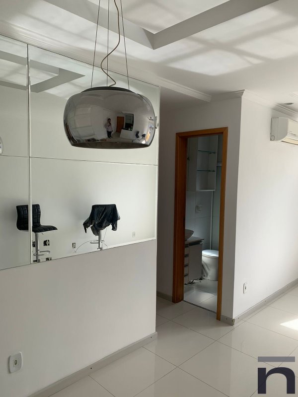 Apartamento com 2 quartos no Centenário para locação Rua Seabra Sobrinho Duque de Caxias - 