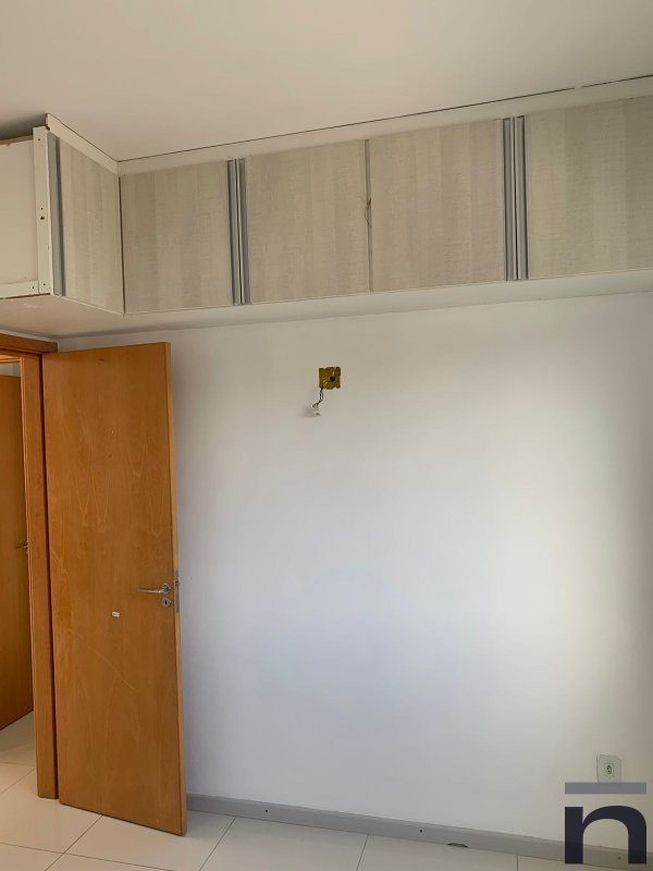 Apartamento com 2 quartos no Centenário para locação Rua Seabra Sobrinho Duque de Caxias - 