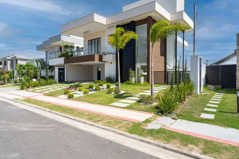 Linda casa de 3 suítes no Jardins Veneza Rodovia do Sol Vila Velha - 