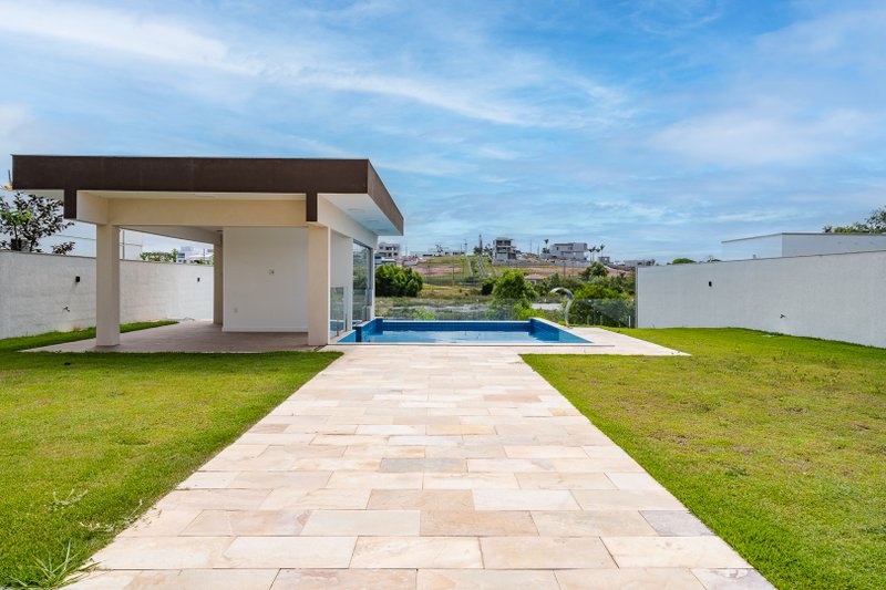 Linda casa de 3 suítes no Jardins Veneza Rodovia do Sol Vila Velha - 