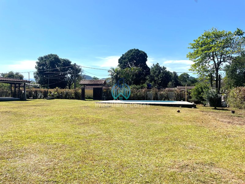 Vendendo casa com piscina por apenas 219 mil Rua Marquês de Montalvão Guapimirim - 