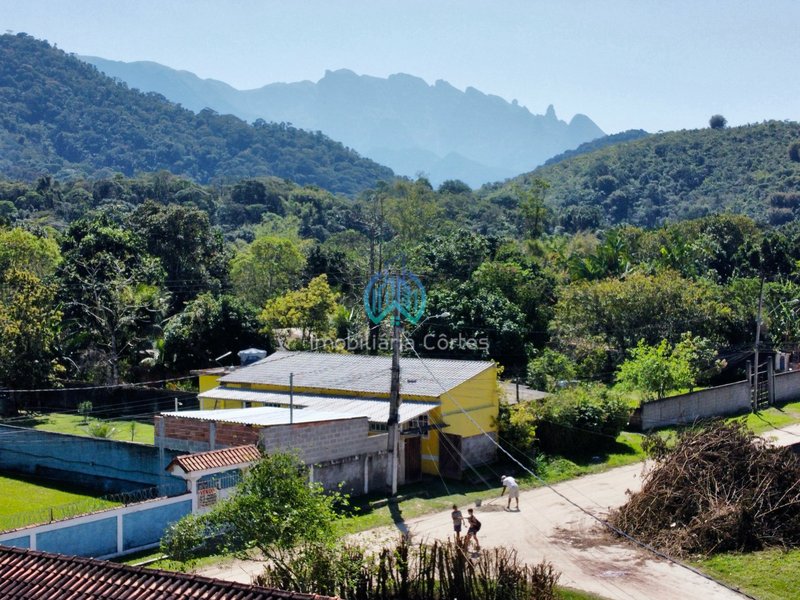 Vendendo casa com piscina Rua Marquês de Montalvão Guapimirim - 