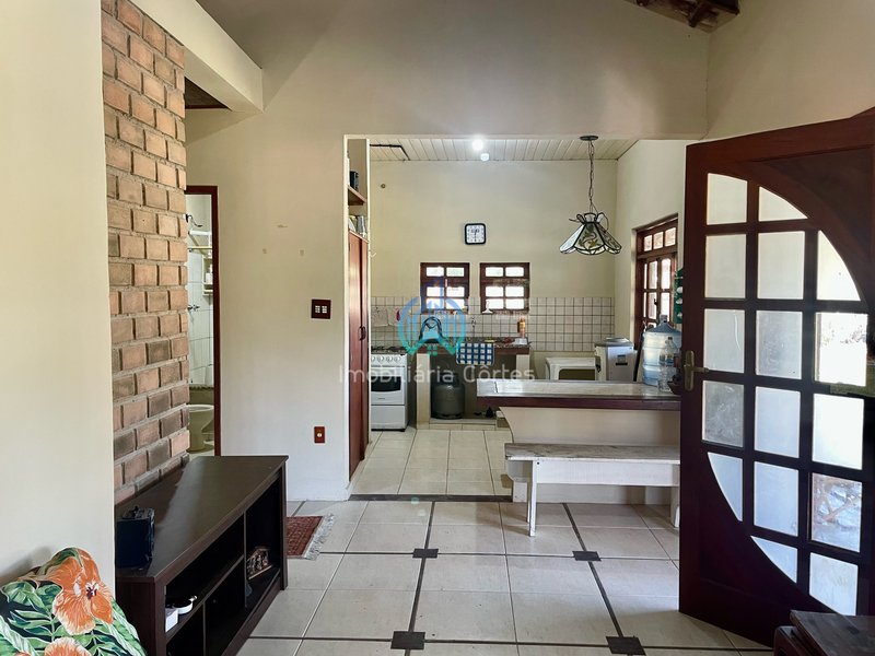 Vendendo casa com piscina por apenas 219 mil Rua Marquês de Montalvão Guapimirim - 