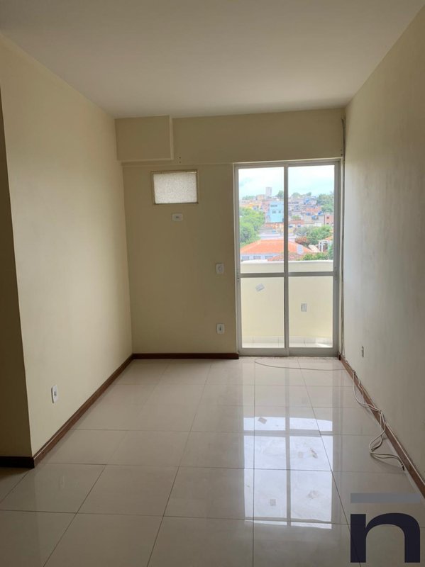 Apartamento de 2 quartos no Centenário para locação Rua Seabra Sobrinho Duque de Caxias - 