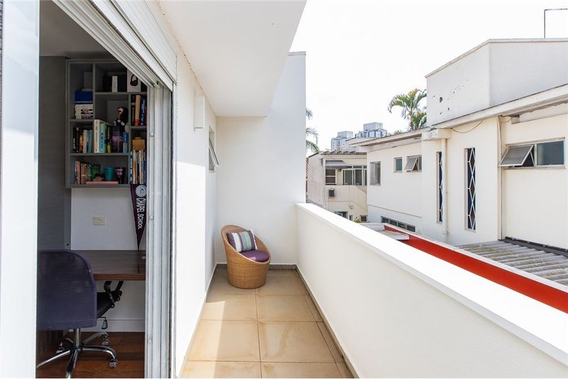 Casa em Condomínio a venda na Chácara Santo Antônio - 4 suítes 441m² Manuel Ribeiro da Cruz São Paulo - 