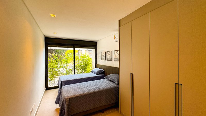 Casa em Condomínio com 4 Suítes e Piscina Privativa na Praia de Juquehy - LOCAÇÃO E VENDA  São Sebastião - 