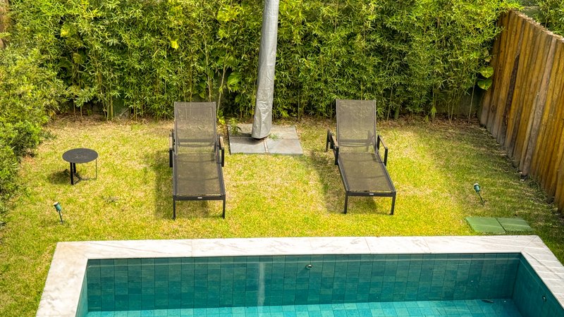 Casa em Condomínio com 4 Suítes e Piscina Privativa na Praia de Juquehy - LOCAÇÃO E VENDA  São Sebastião - 