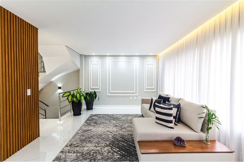Casa em Condomínio a venda em Interlagos - 2 suítes 206m² Varsóvia São Paulo - 