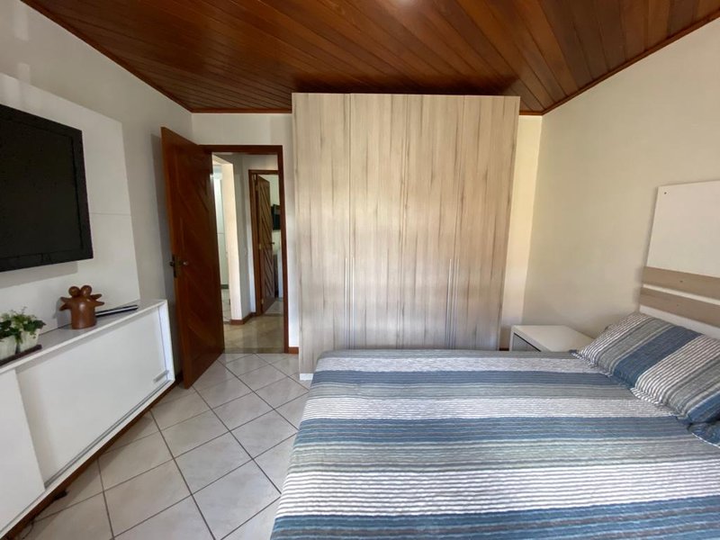 Apartamento Duplex com 3 dormitórios para alugar, 105 m² por R$ 2.500/mês - Cônego - NF Rua Marechal Rondon Nova Friburgo - 