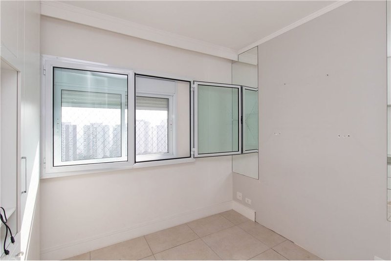 Cobertura 3 Dormitórios, 2 vagas com 160m² Nelson Gama de Oliveira São Paulo - 