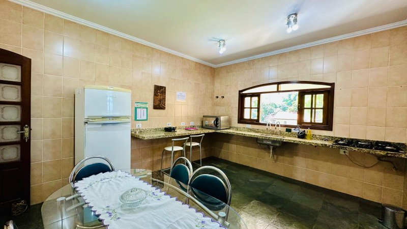 CHÁCARA DE 1.500 M2 DENTRO DA CIDADE DE BOITUVA  Boituva - 