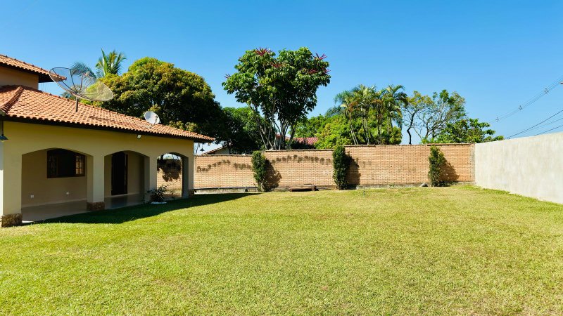 CHÁCARA DE 1.500 M2 DENTRO DA CIDADE DE BOITUVA  Boituva - 