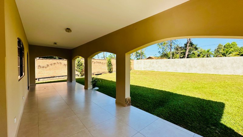 CHÁCARA DE 1.500 M2 DENTRO DA CIDADE DE BOITUVA  Boituva - 