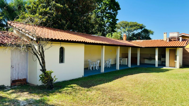 CHÁCARA DE 1.500 M2 DENTRO DA CIDADE DE BOITUVA  Boituva - 